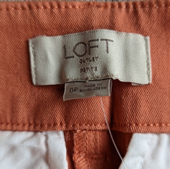 NWT LOFT Bermuda Roll Short - Picture 6 of 9